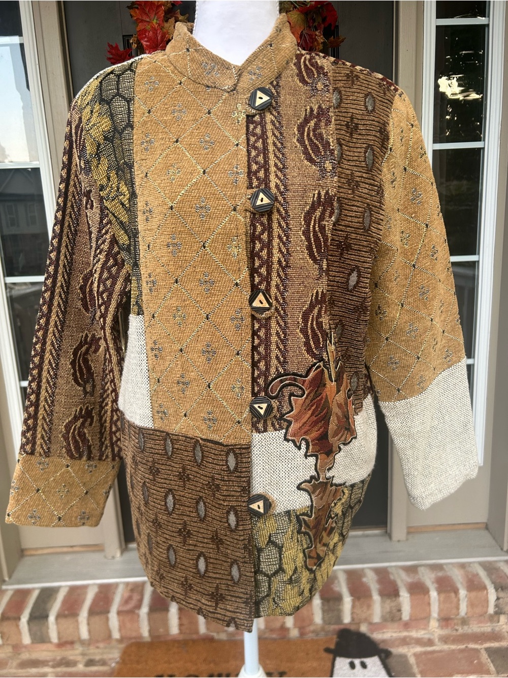 Vintage 90s Patchwork Tapestry Jacket earthtones texture gvc boho L